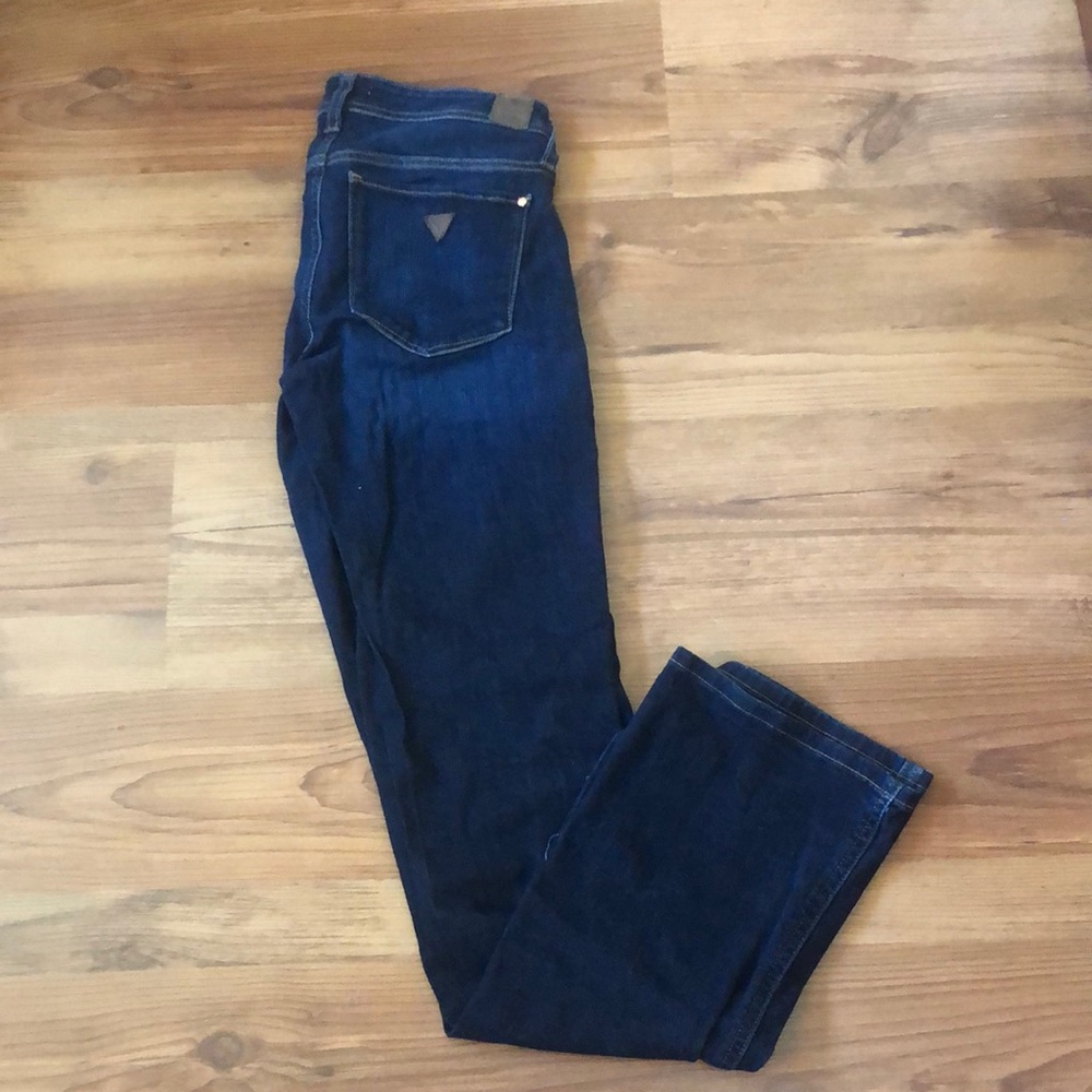 Guess Dark Wash Jeans Boot Cut Size 26